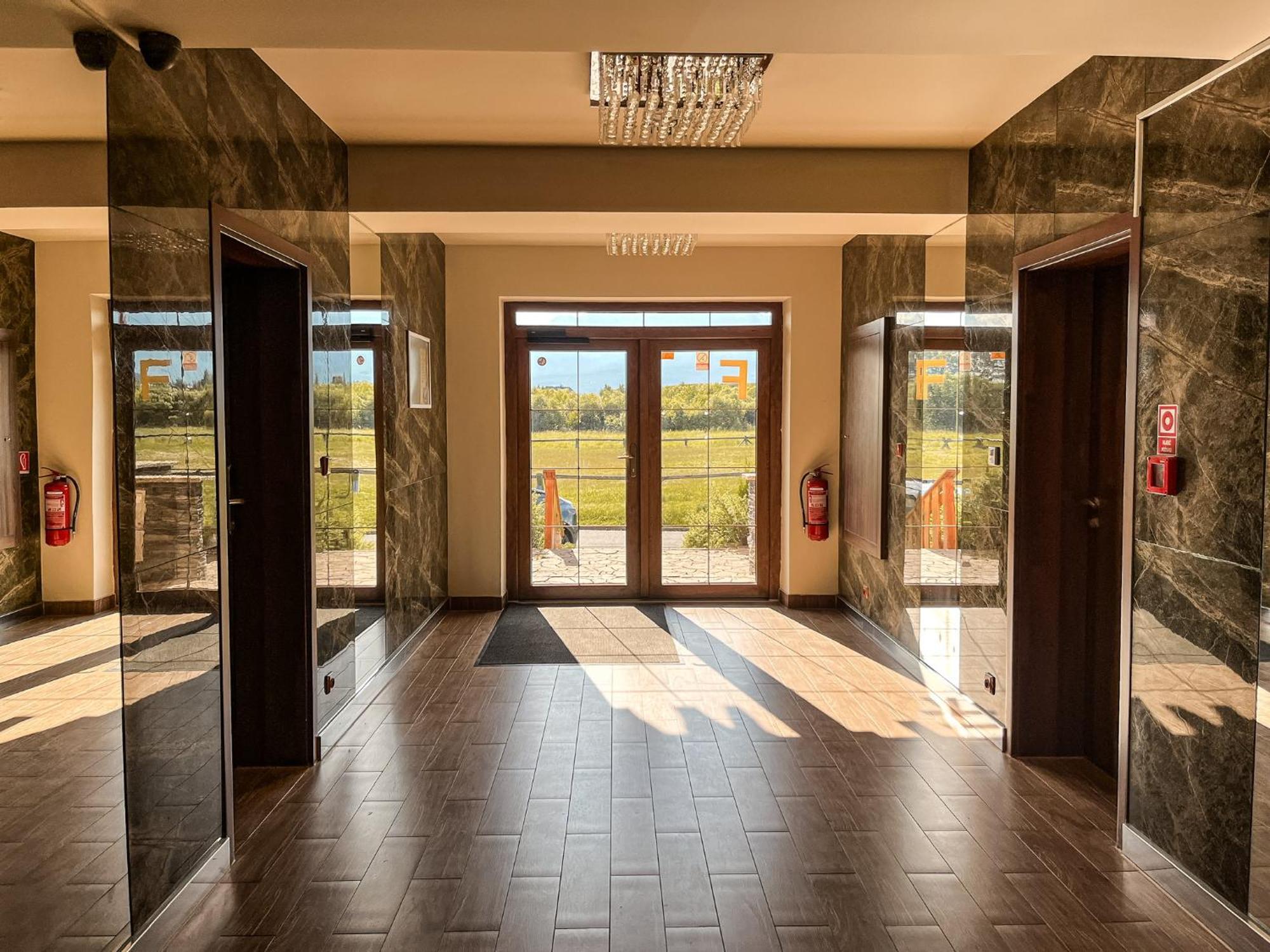 Tri Stity Apartment With Tatra View Terrace Vel'ka Lomnica Buitenkant foto
